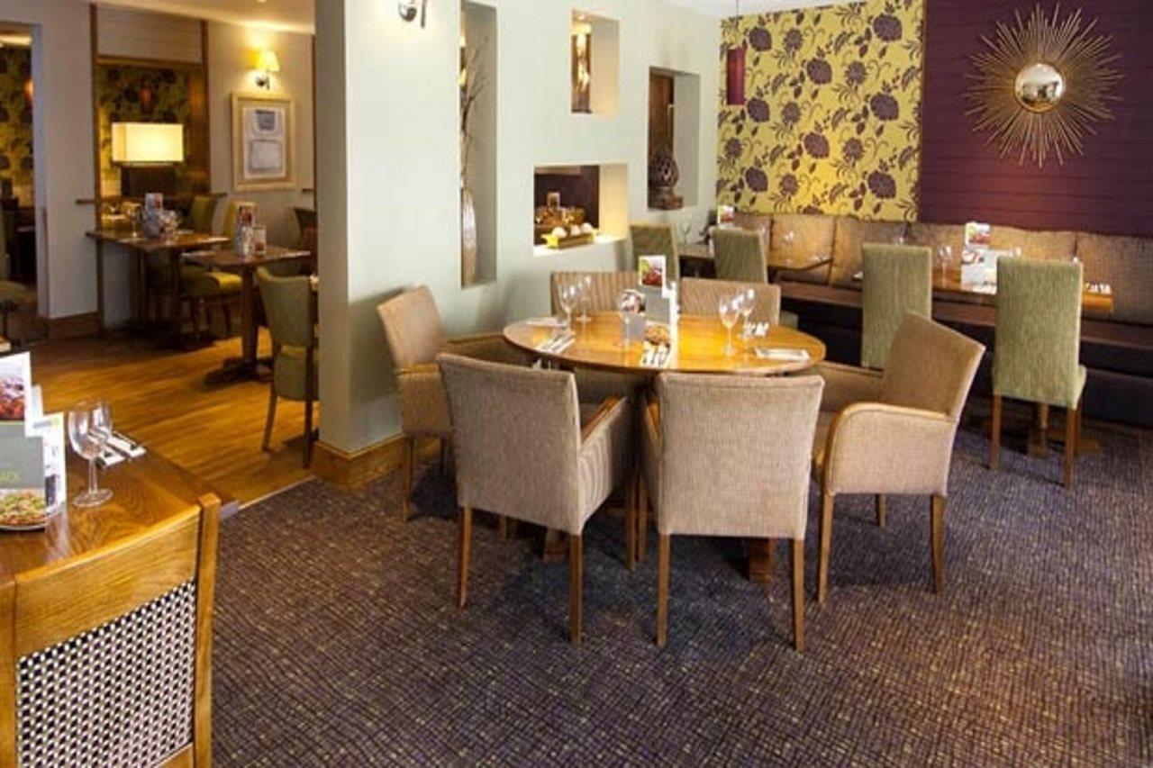 Premier Inn Bristol Cribbs Causeway Filton Екстер'єр фото